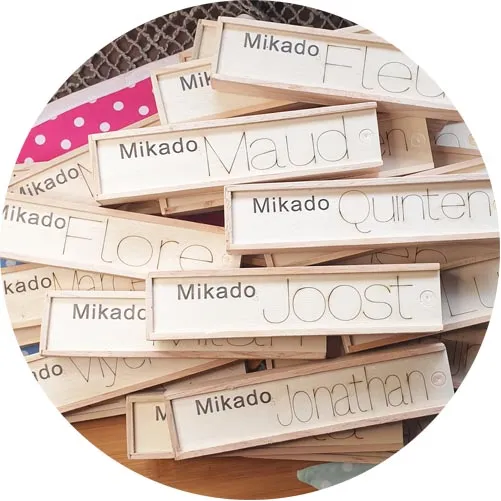 MooiHout Mikado med navn mikadospil trææske