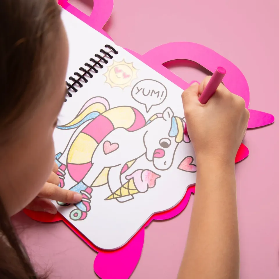 OMY Lily malebog med stickers enhjørning 35 sider