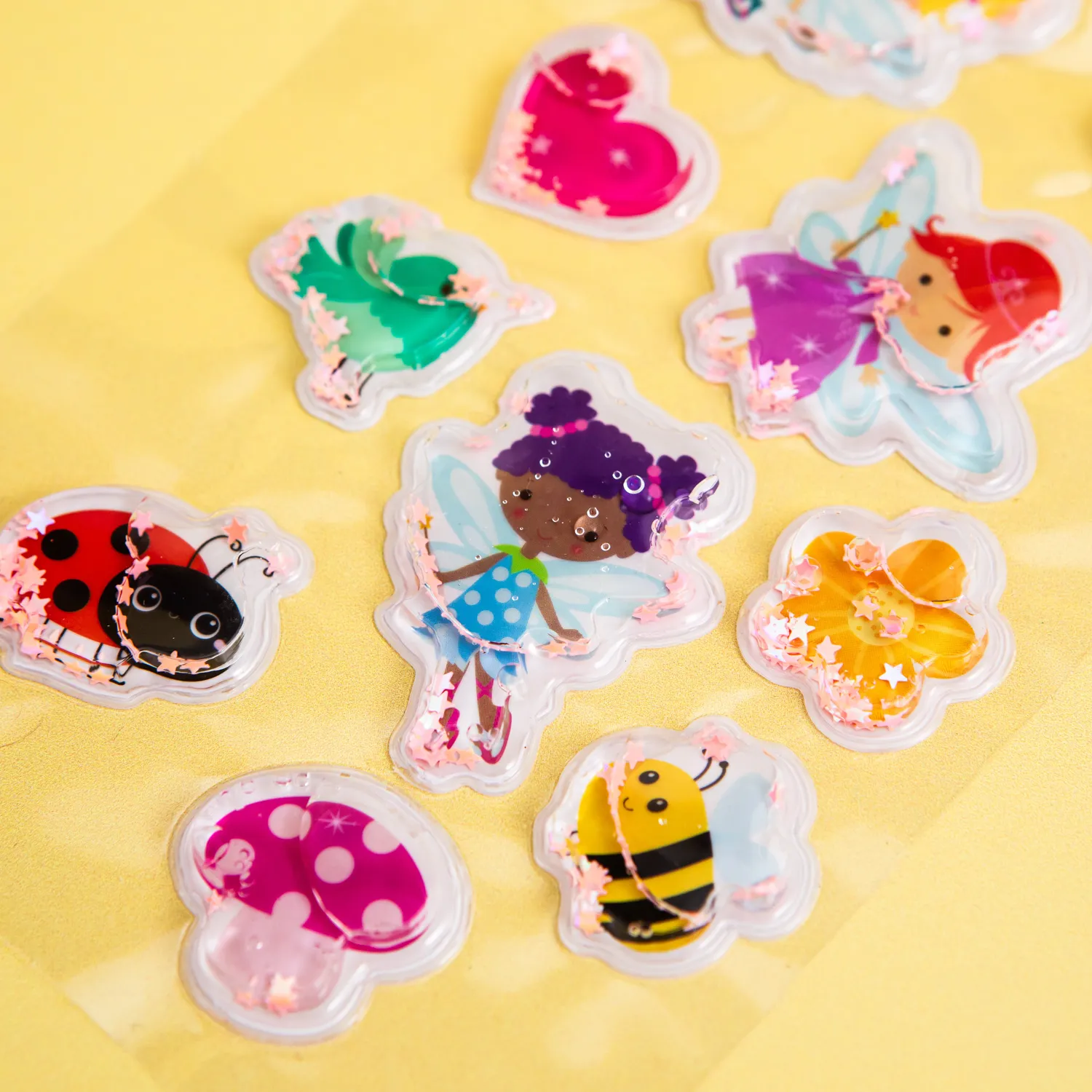 Decoden Magic Fairy Land klistermærkebog fe 24 sider