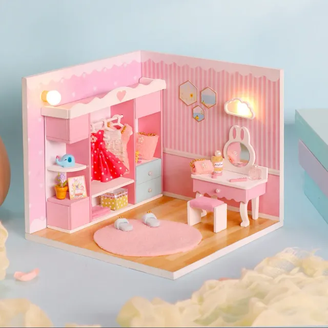 Craftsy Garderobe miniature diorama DIY 13 cm med LED-lys
