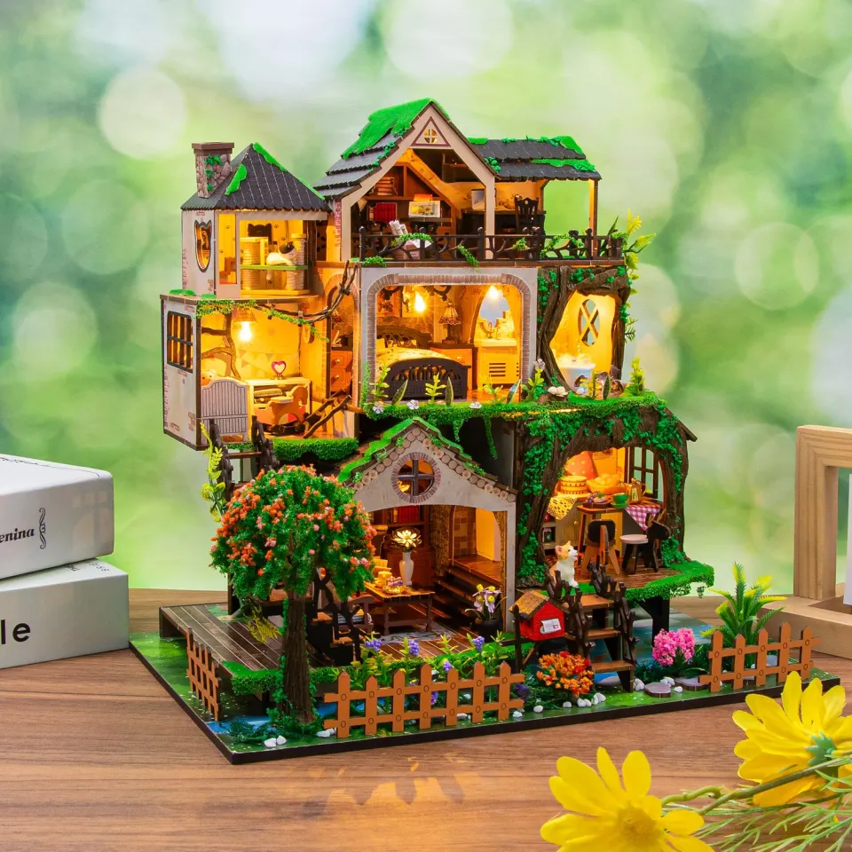 Craftsy Eventyrskov miniature diorama DIY 32x23x30 cm