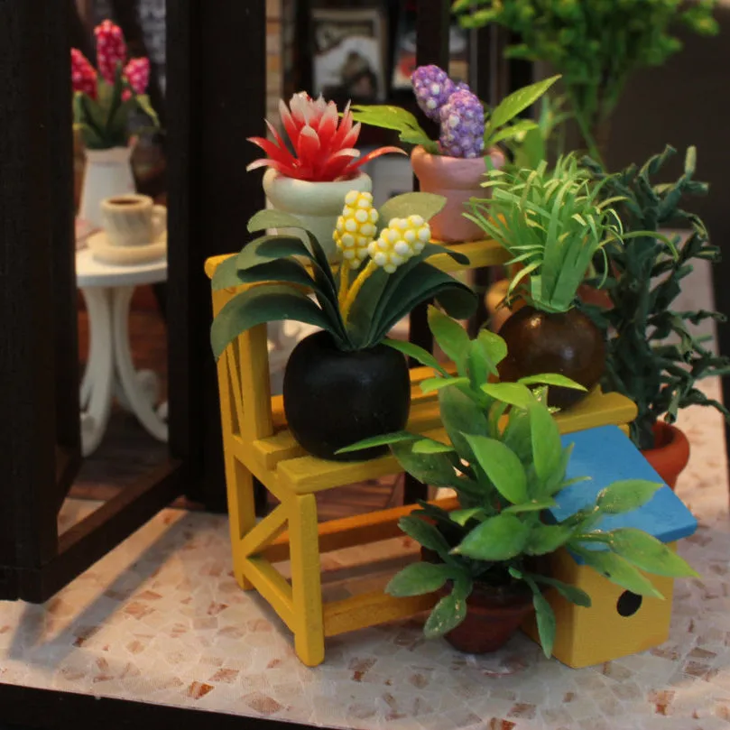 Craftsy Miniature Diorama Cafe byggesæt 18x20x20 cm LED