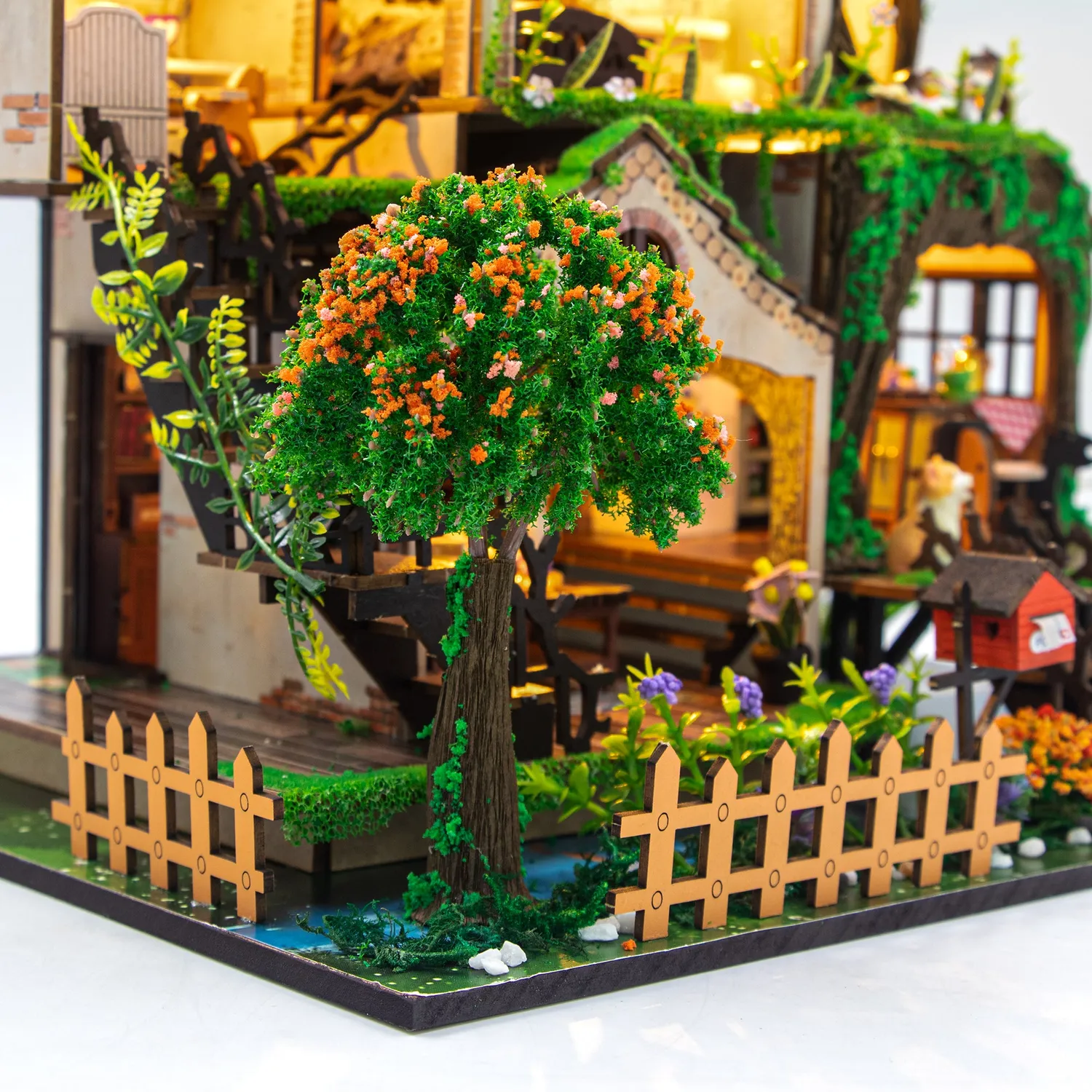 Craftsy Eventyrskov miniature diorama DIY 32x23x30 cm