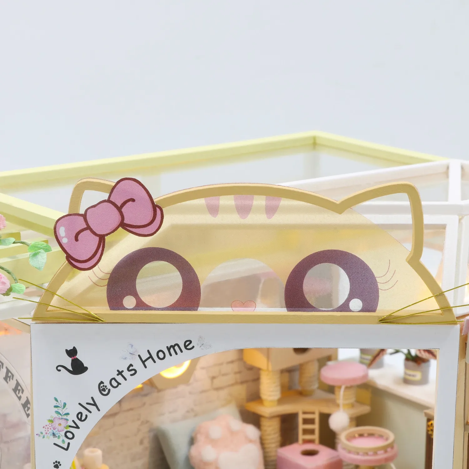 Craftsy Katte Café miniature diorama DIY byggesæt med LED-lys