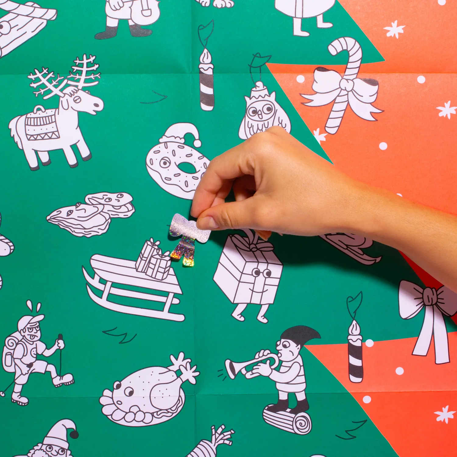 OMY Sapin Géant maleplakat juletræ med stickers